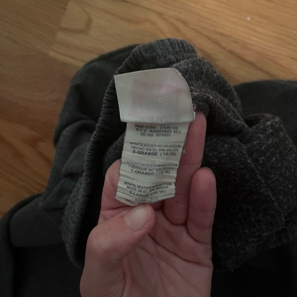 Boy’s sweatpants - Picture 5 of 6